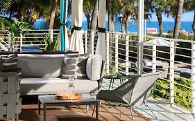 Kimpton Surfcomber Hotel By Ihg